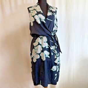 Elie Tahari Silk Abstract Orchid Print Midi Dress - size 8 Medium